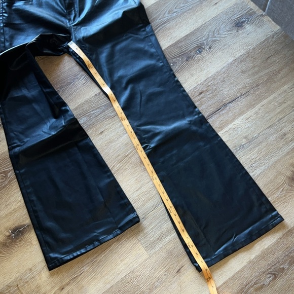 Kut from the Kloth Ana Coated High-Rise Flare NWT Size 16 - Picture 9 of 16